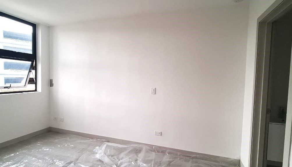 Monochrome Condo · Núcleo Sabana — antes 6